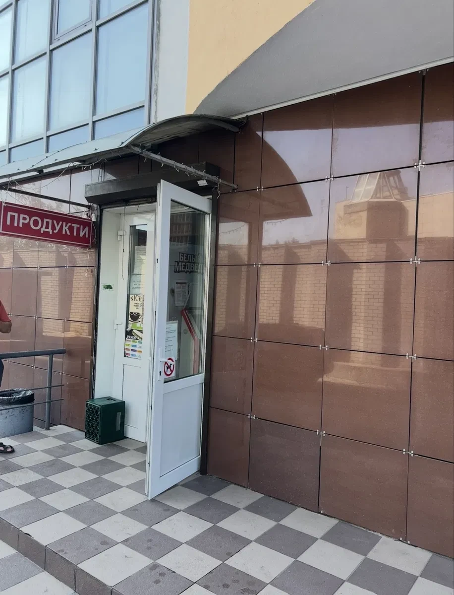 Магазин, Дніпровський: окремий вхід, підземний паркінг - фото 2
