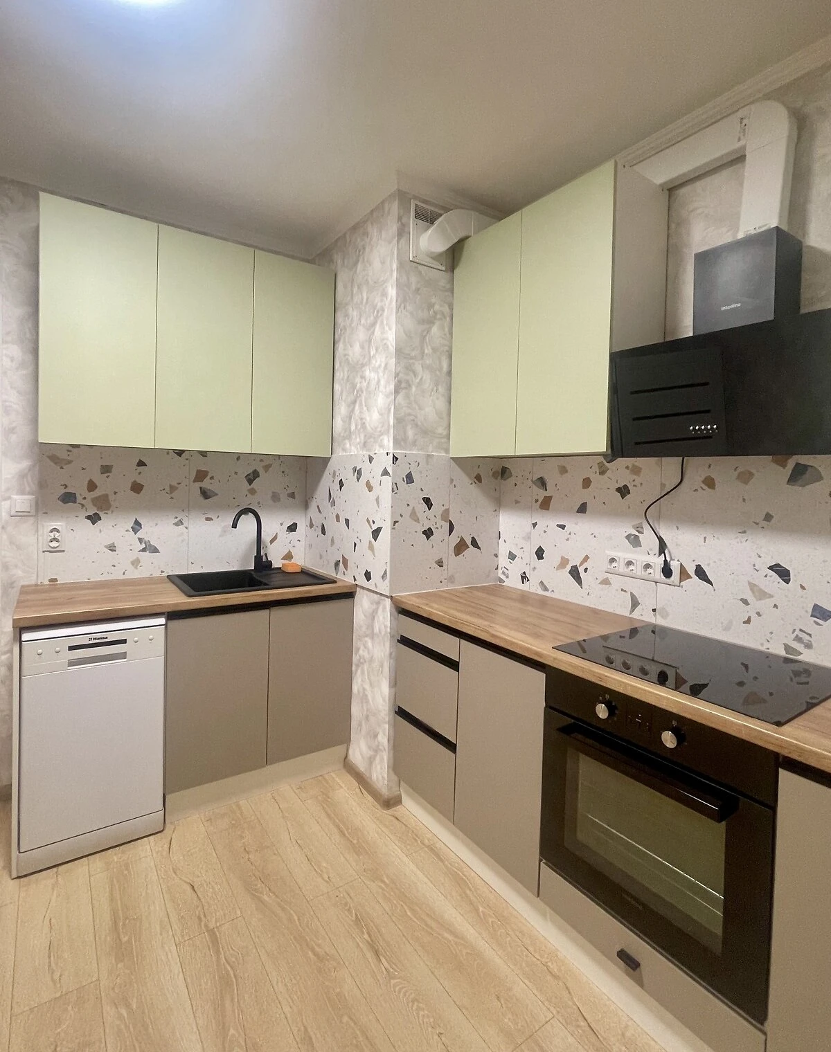 1-комнатная квартира, Новобеличи: кухня 10 м², метро Академгородок - фото 1