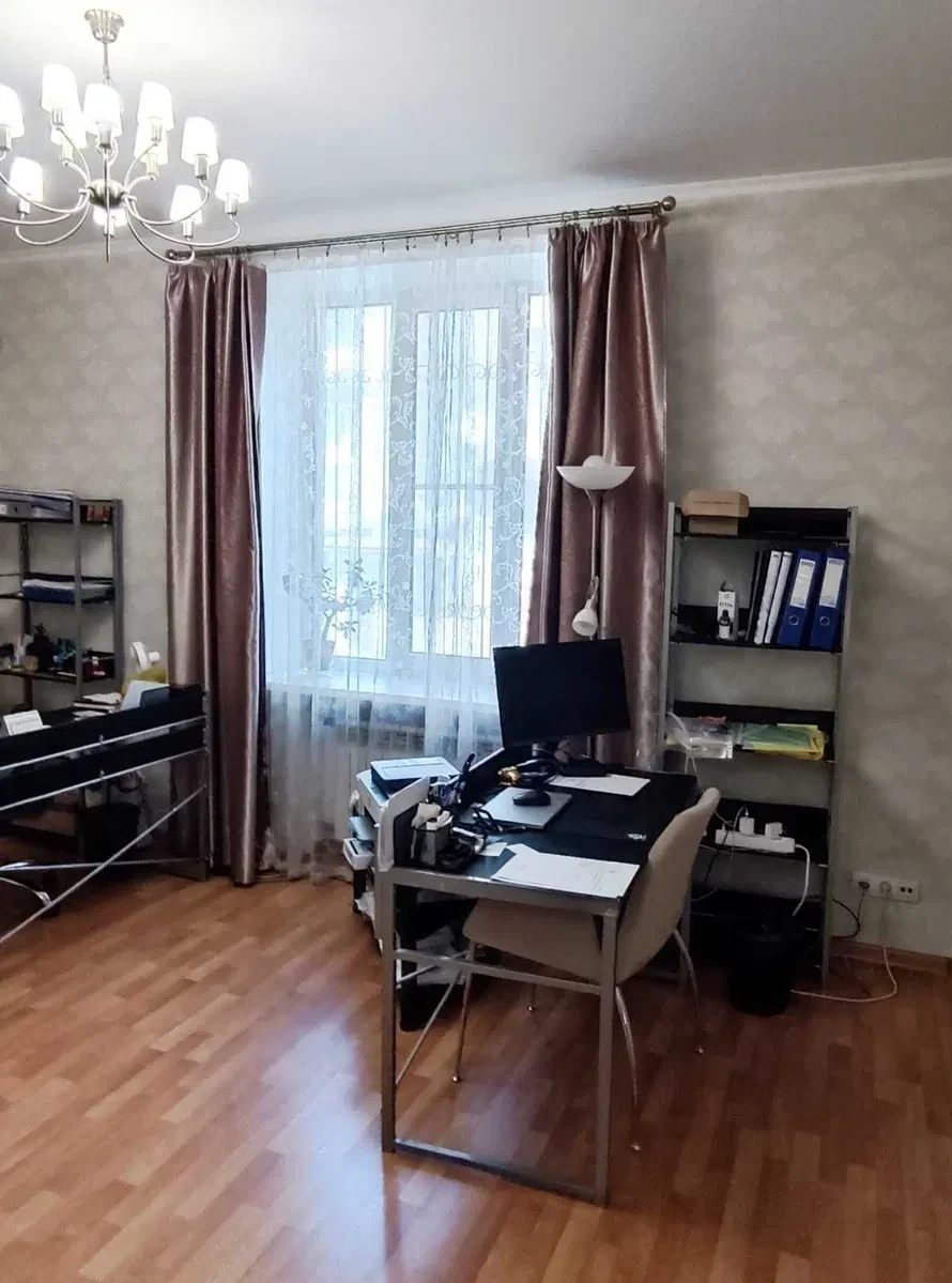 2-кімнатна квартира, Вознесенівський: сучасний ремонт, паркувальне місце - фото 5