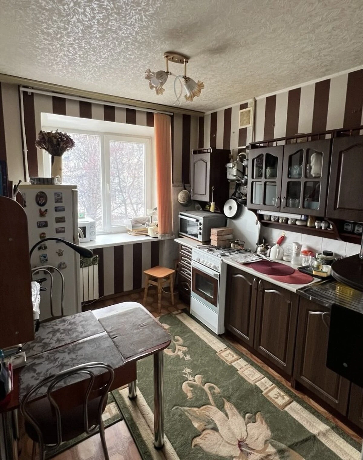 2-комнатная квартира, Павлоград: кирпичный дом, торг - фото 2