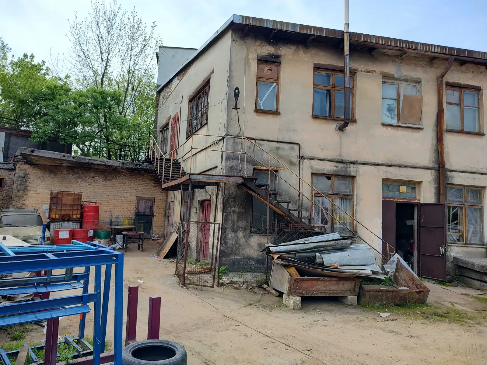 Приміщення, Шевченківський: 9 кімнат, власна територія - фото 1