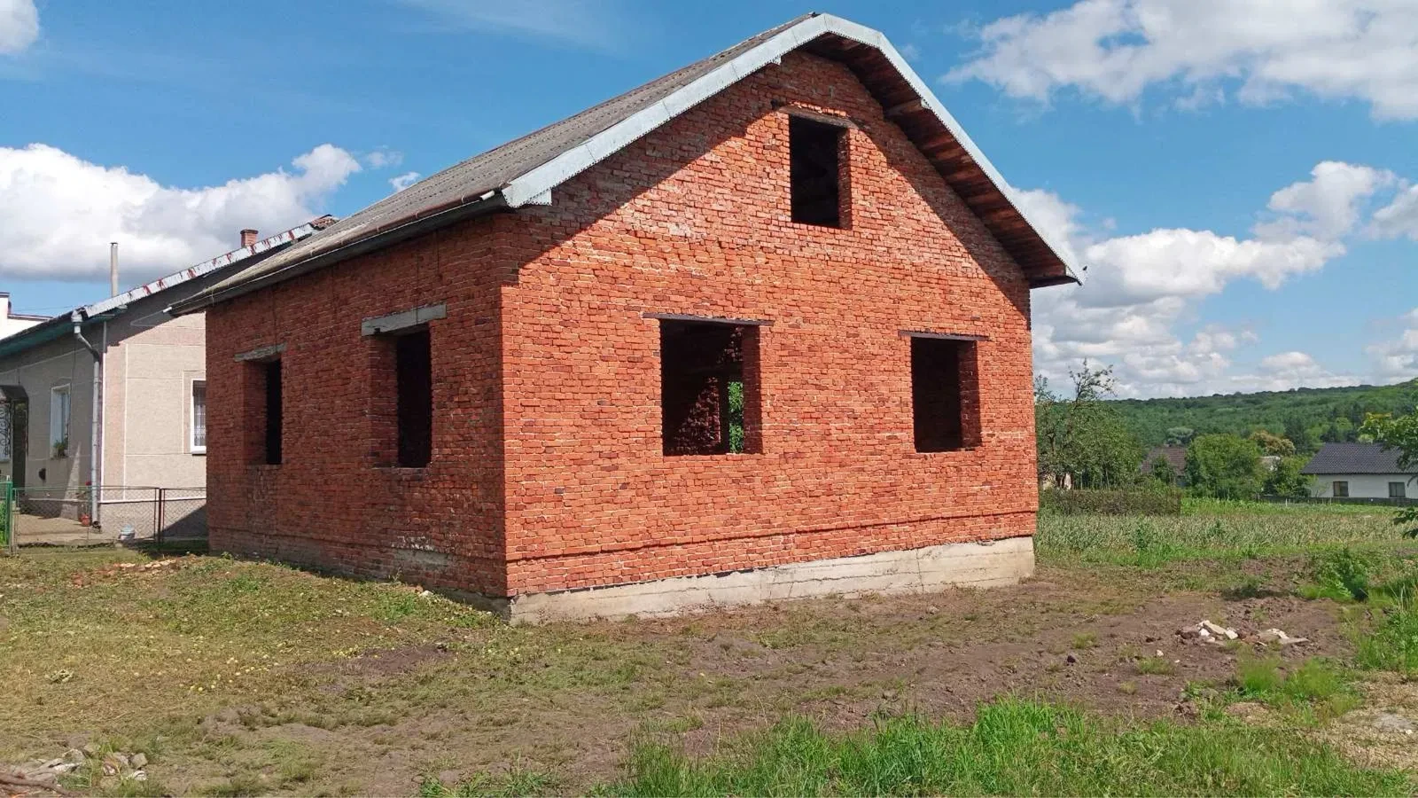 Будинок, Клубівці: 23 сотки, другий ряд від центральної дороги