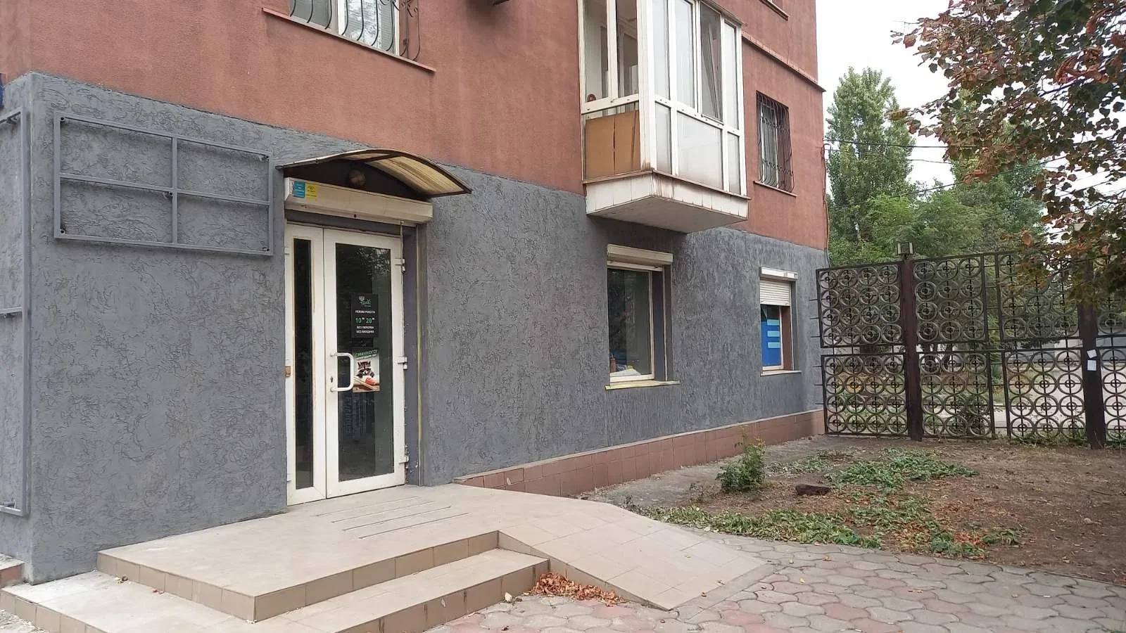 Магазин, Саксаганский: красная линия, 10 кВт, парковка, фото 5