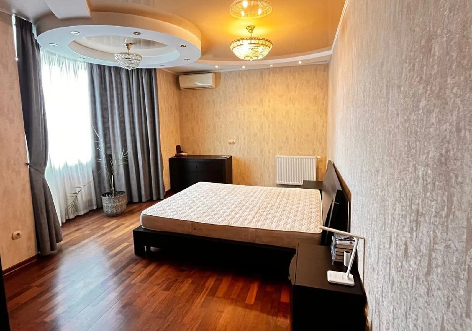 3-кімнатна квартира, Борщагівка: дизайнерський ремонт, камін - фото 2