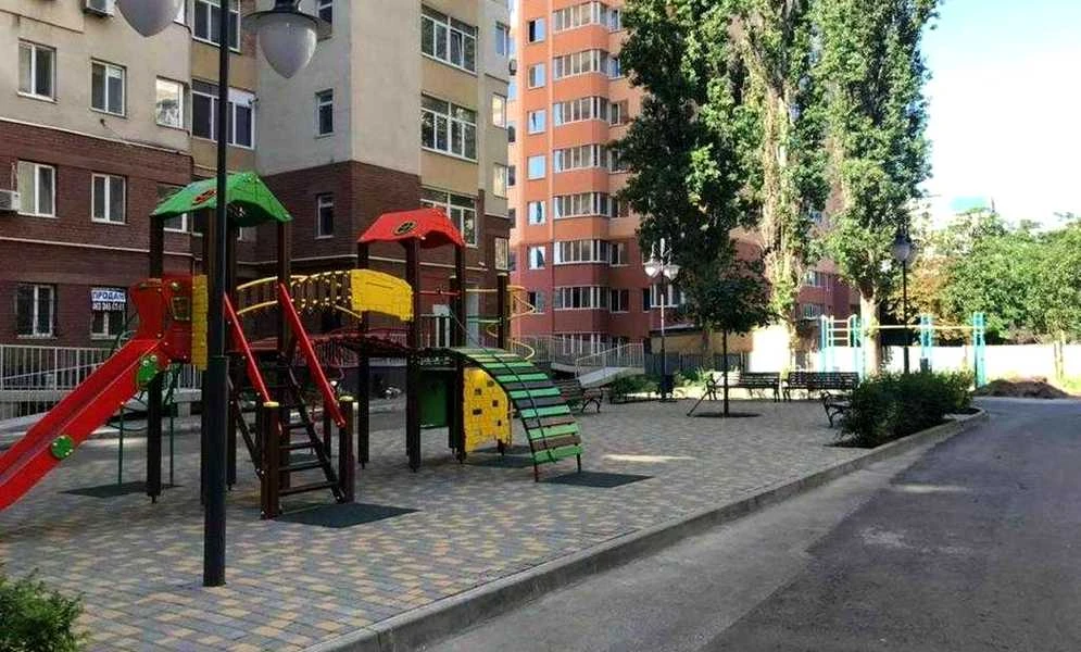 3-кімнатна квартира, Київський: індивідуальне АГВ, тамбур 8 м² - фото 2