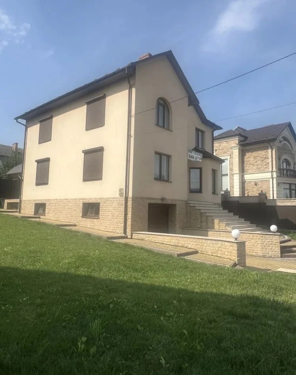 Будинок, Фастівська: 4 спальні, цегляні стіни, газове опалення