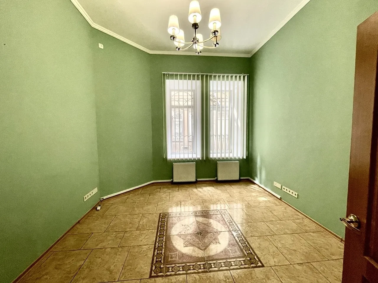 Офис, Приморский: 4 кабинета, 2 входа, полноценная кухня, фото 4