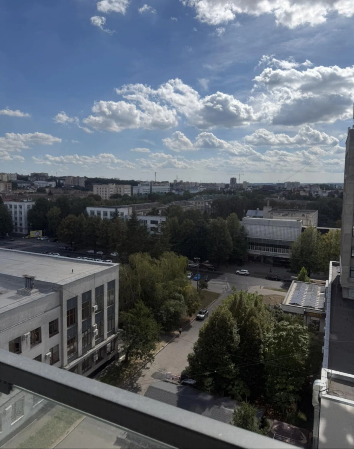 1-кімнатна квартира, Центр: кухня-студія, єОселя