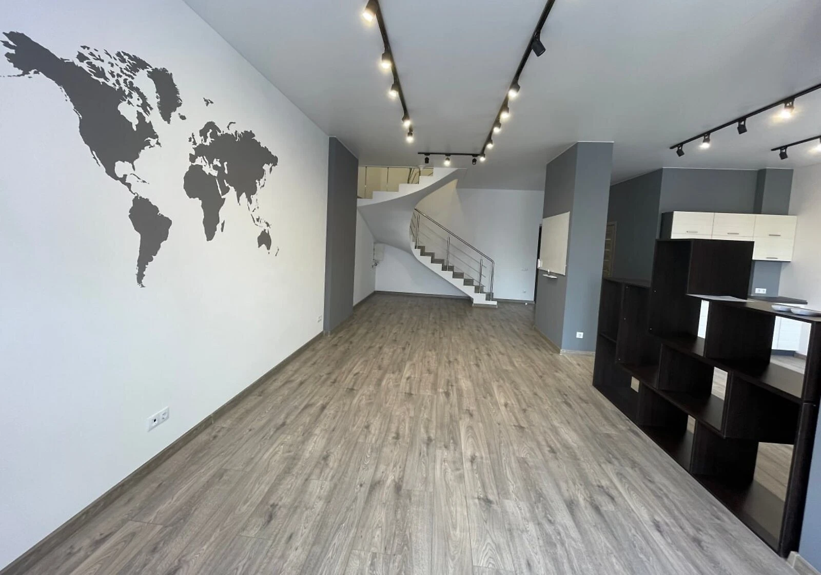 Офис, Голосеевский: open space, резервное питание, панорамные окна - фото 1