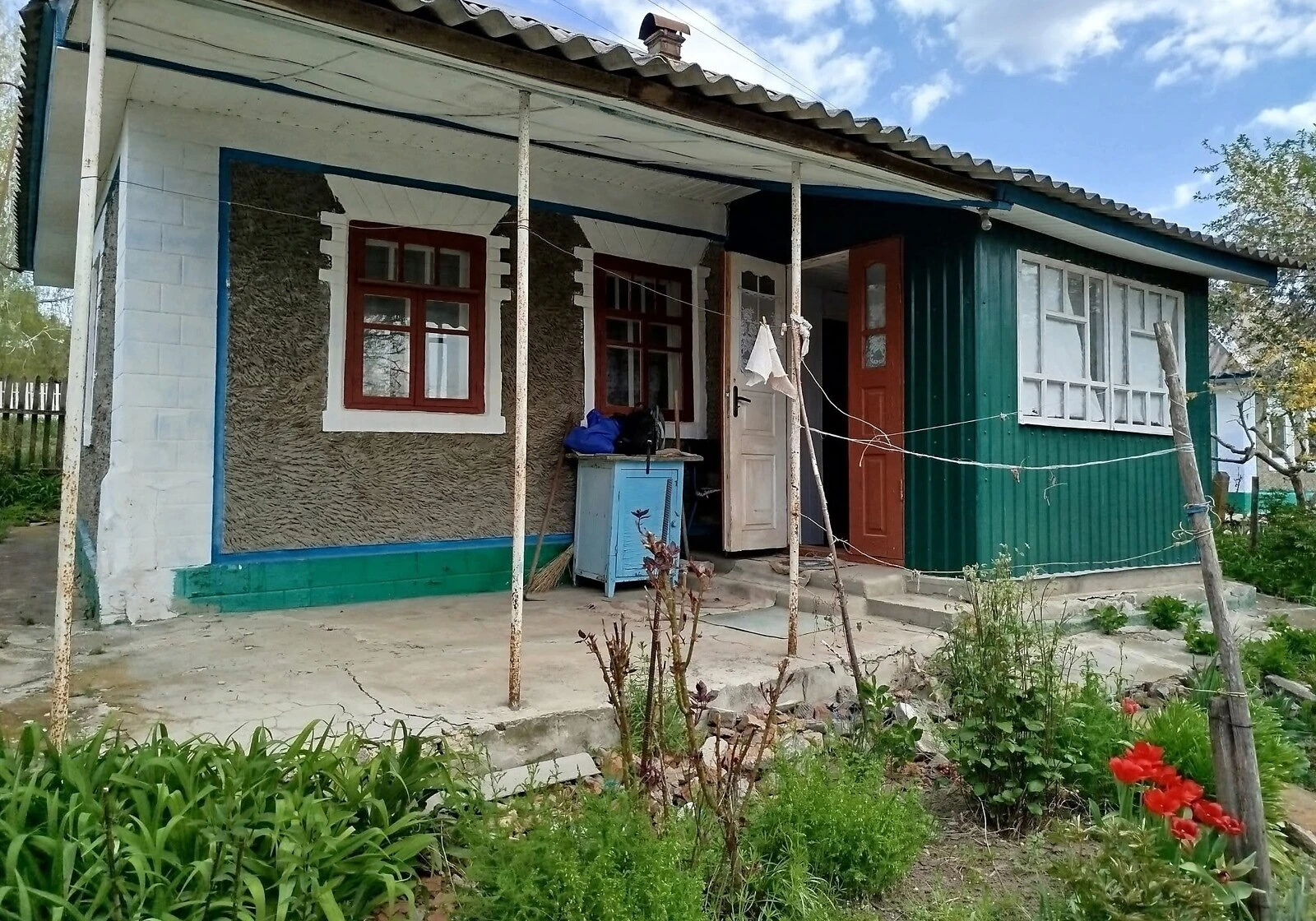 Будинок, Івашків: цегляні стіни, криниця - фото 2