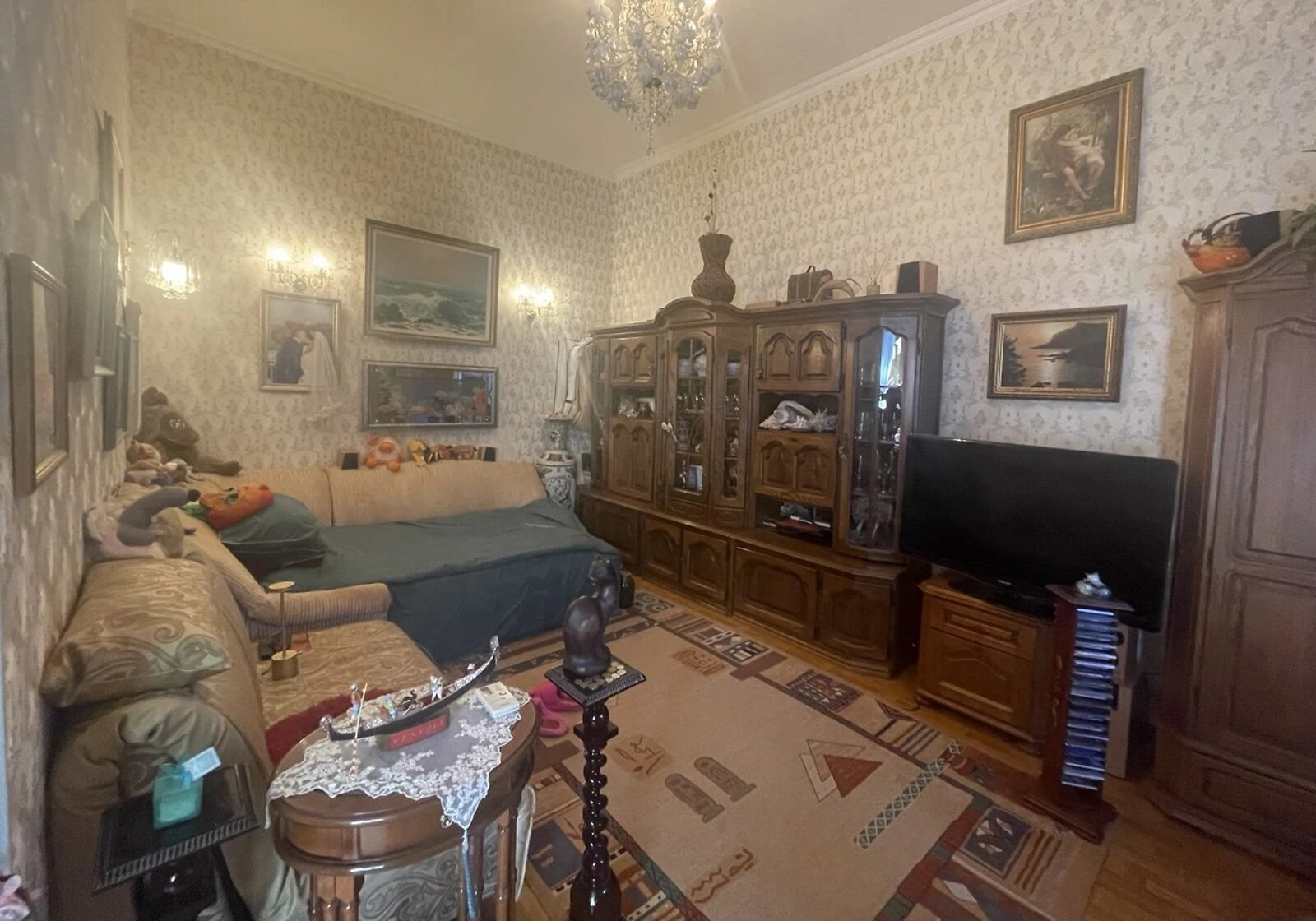 1-комнатная квартира, Центр: дизайнерский ремонт, кухня-студия - фото 1