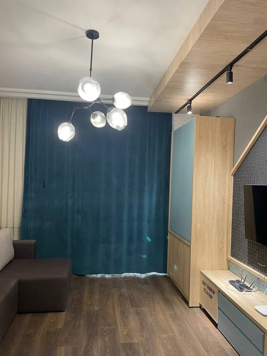 2-кімнатна квартира, Слобідський: новий ремонт, кухня 14 м², сталінка - фото 4