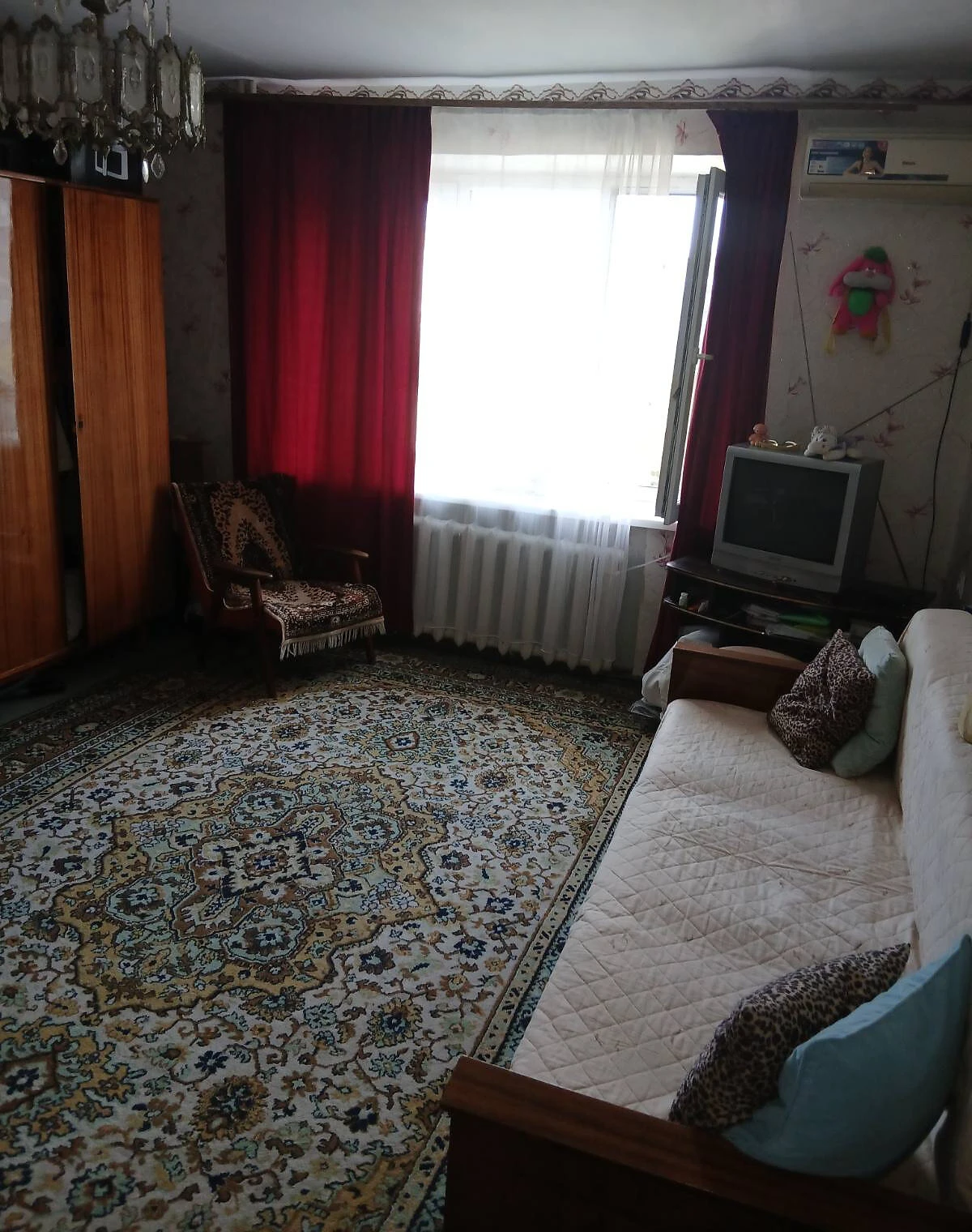 1-кімнатна квартира, Центральний: потребує ремонту, торг можливий