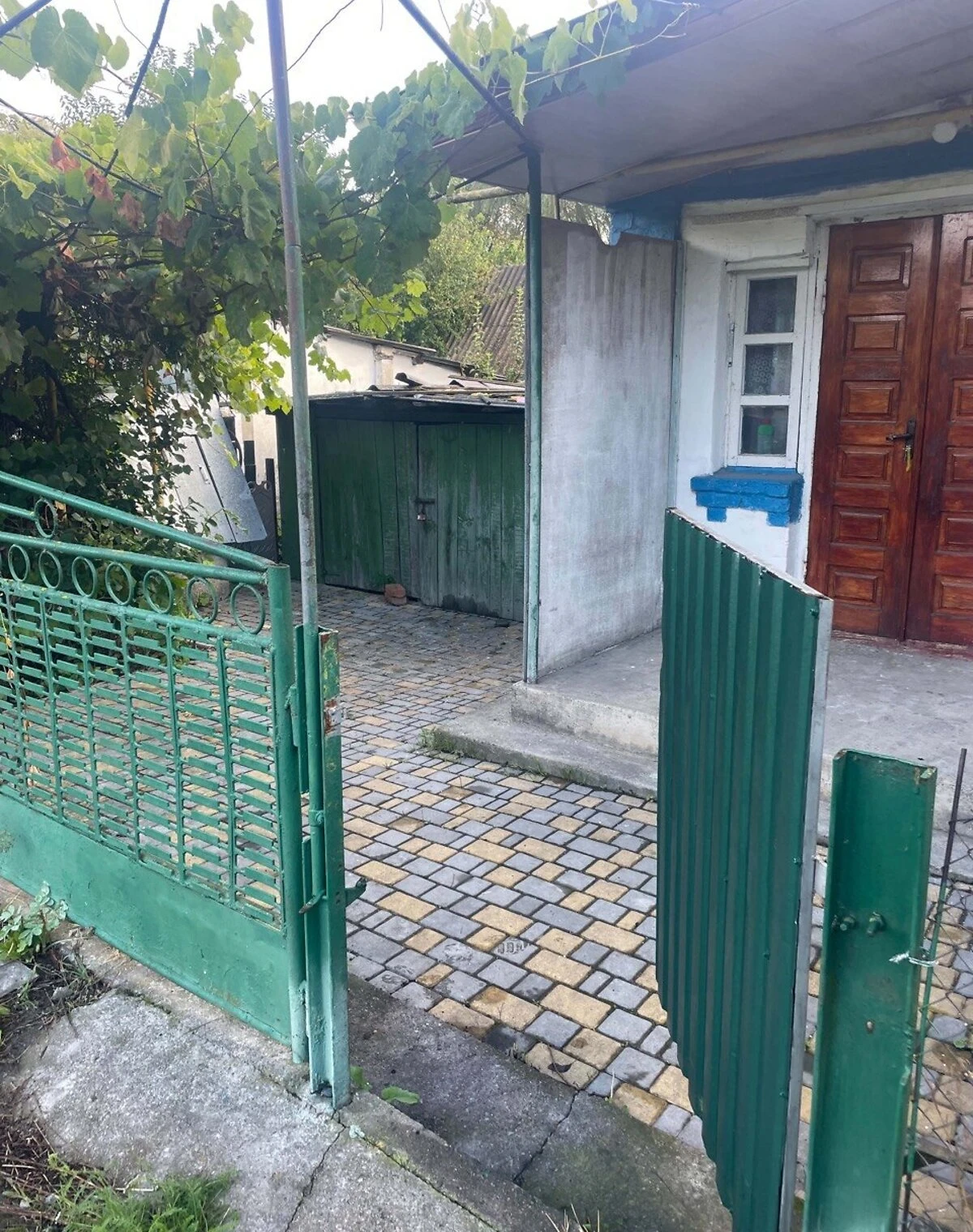 Будинок, Погребище: гараж із підвалом, криниця - фото 1
