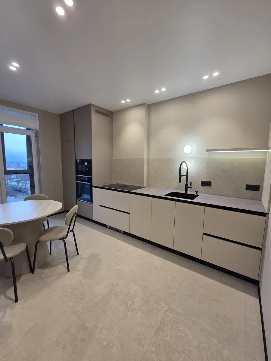 1-кімнатна квартира у ЖК Resident Hall: авторський ремонт, кухня 10 м² - фото 5