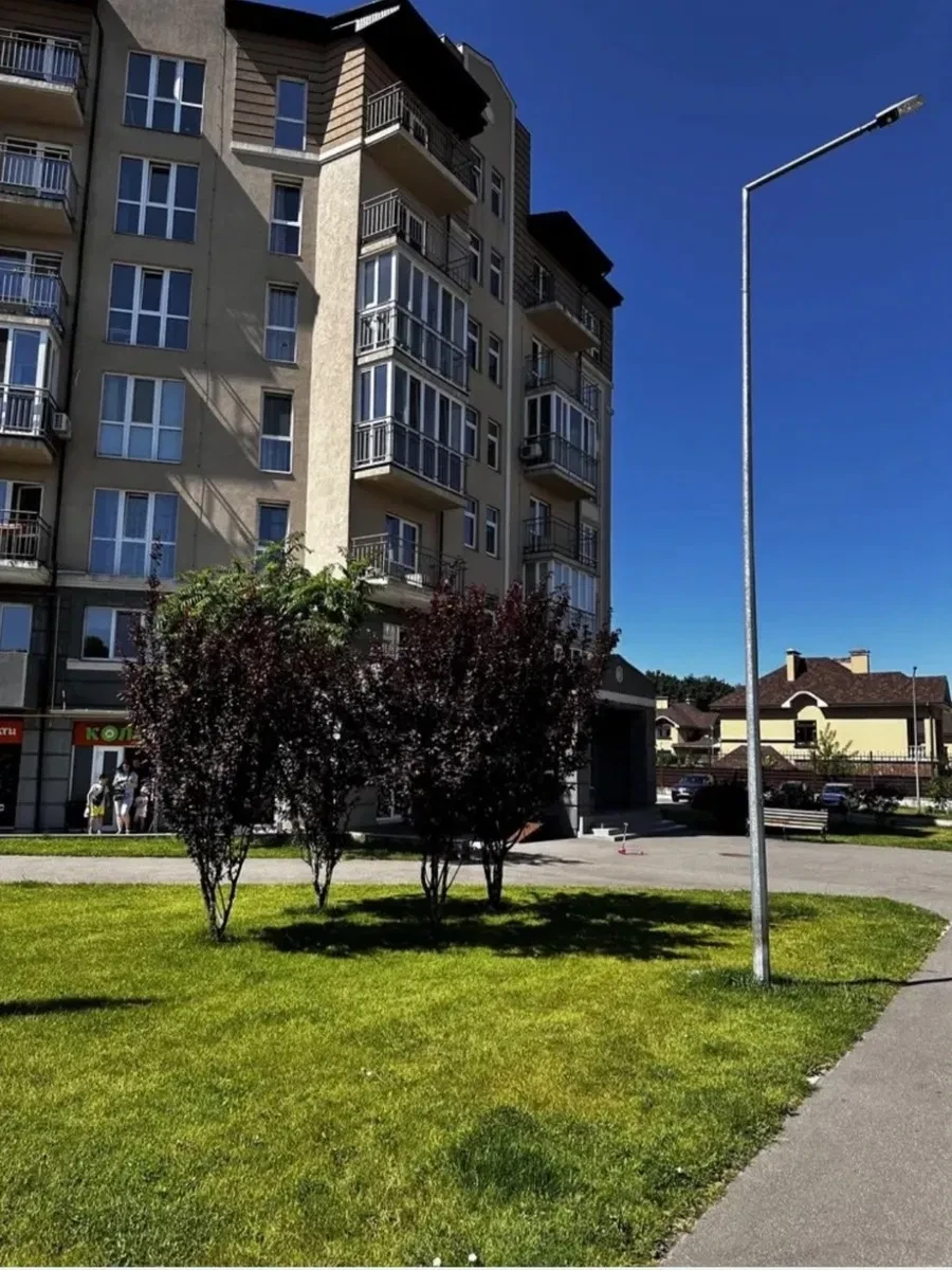 3-кімнатна квартира у ЖК Кришталеві Джерела: охорона, техніка - фото 1