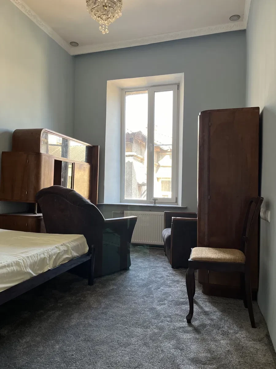2-кімнатна квартира, Холодногірський: авторський ремонт, метро 10 хвилин - фото 4