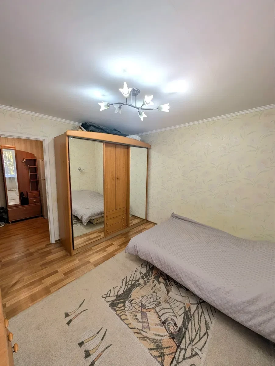 2-кімнатна квартира, Чернівці: орендарі, цегляний будинок - фото 2