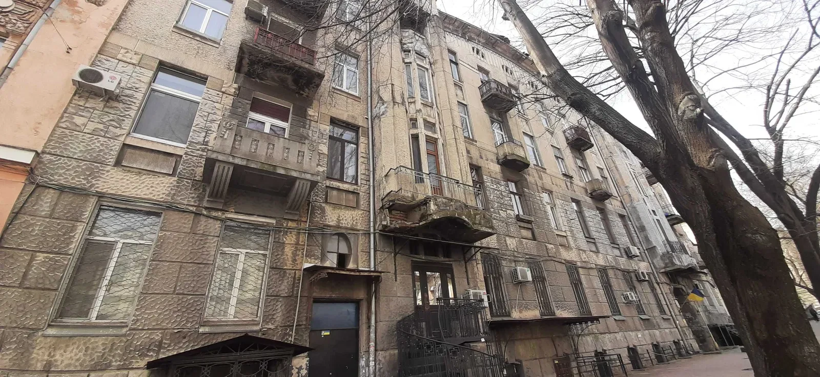 3-кімнатна квартира, Приморський: кухня-вітальня, авторський проєкт, АГВ