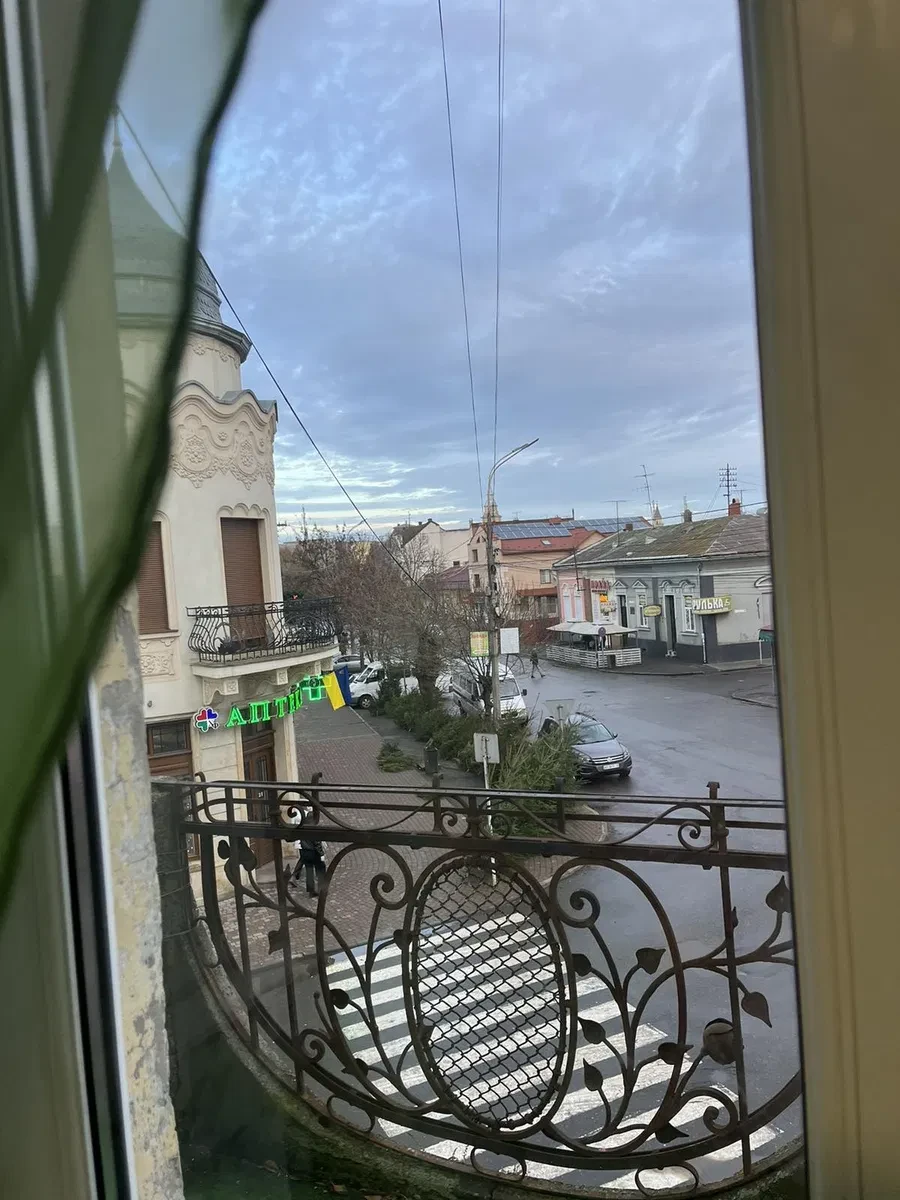 2-кімнатна квартира, Берегове: ремонт, будинок до 1917 року - фото 3