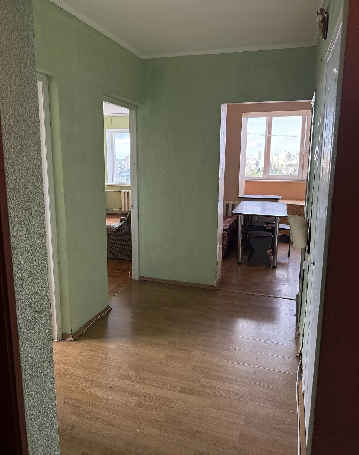 2-кімнатна квартира, Троєщина: закріплене паркомісце, зв’язок без світла, фото 4