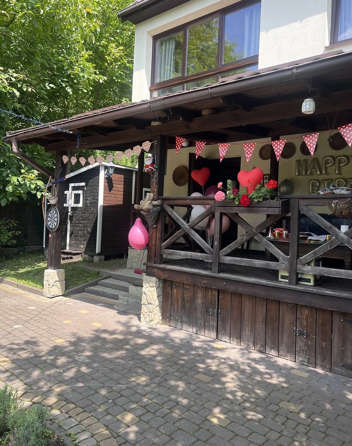 Дом, Рокитное: веранда, колодец