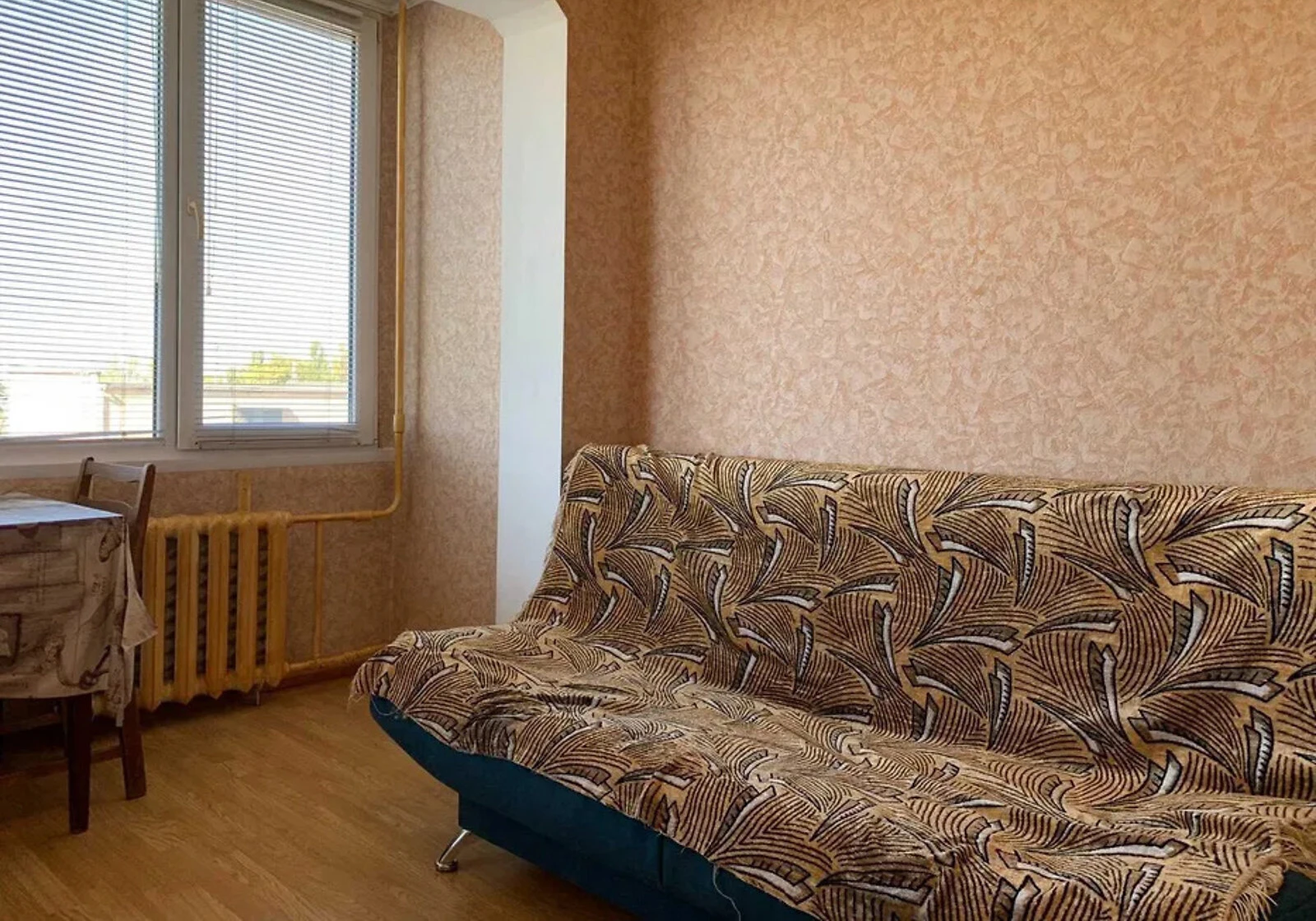 2-кімнатна квартира, Оболонь: євроремонт, кухня 18 м², балкон - фото 1
