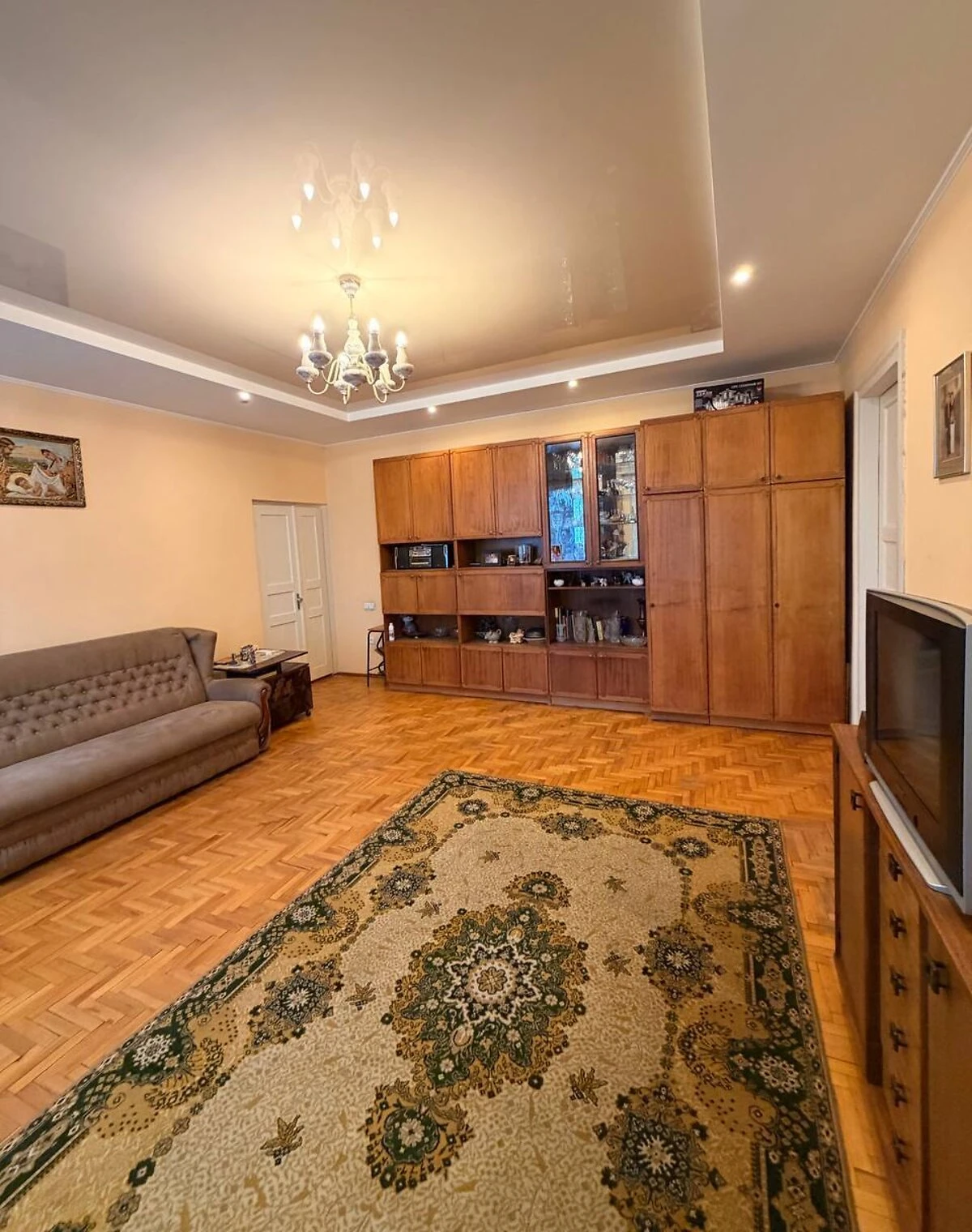 2-кімнатна квартира, Привокзальна: укриття в будинку, балкон - фото 1