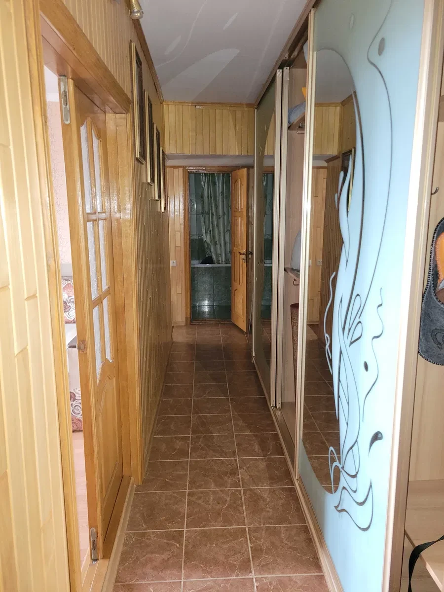3-кімнатна квартира, Шепетівка: євроремонт, автономне газове опалення, фото 4