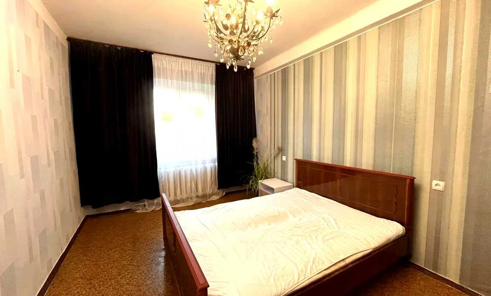 2-комнатная квартира, Оболонский: метро в минуте, балкон 8 м² - фото 2