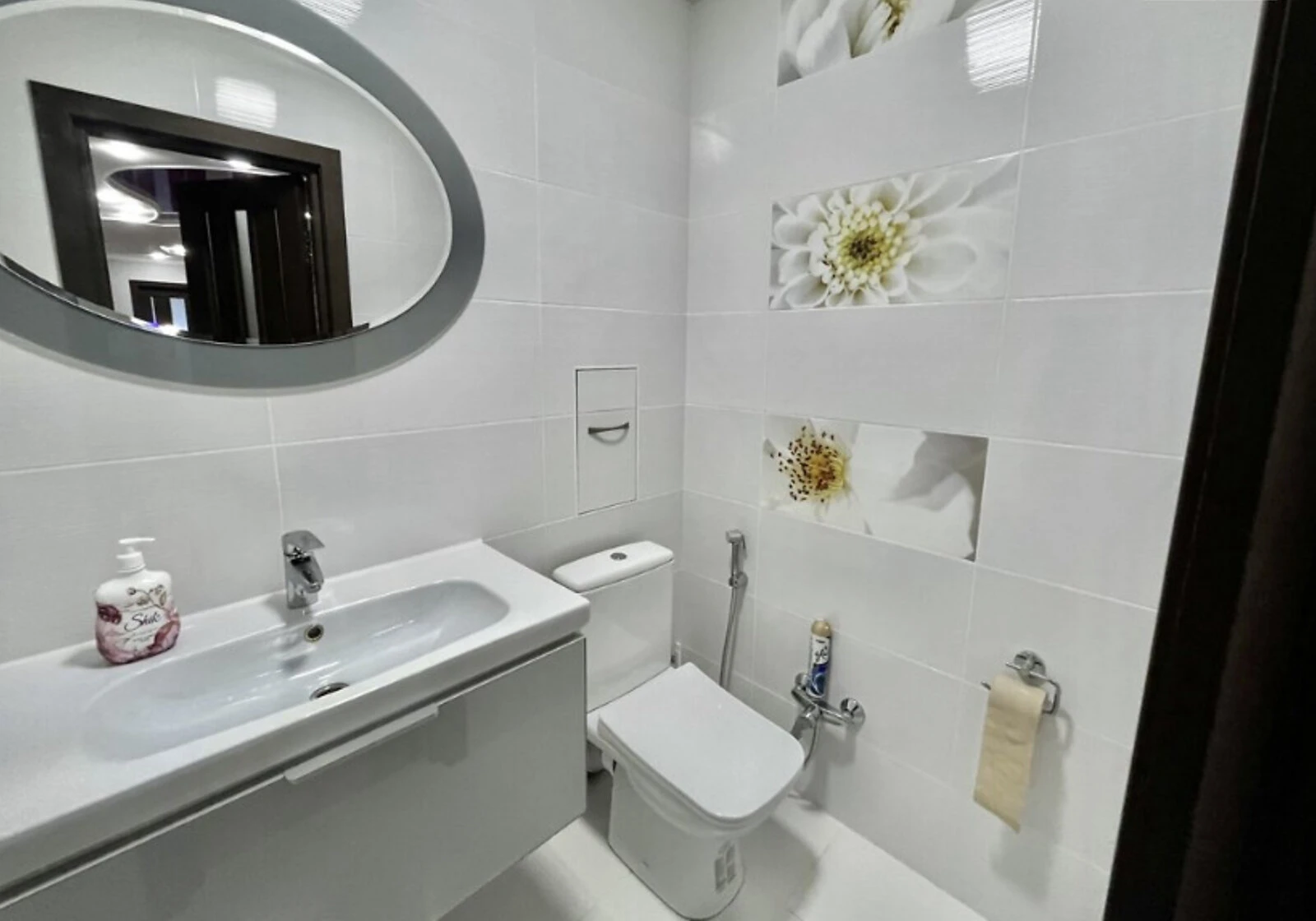 3-кімнатна квартира, Поділ: кухня-студія, дизайнерський ремонт, торг - фото 4