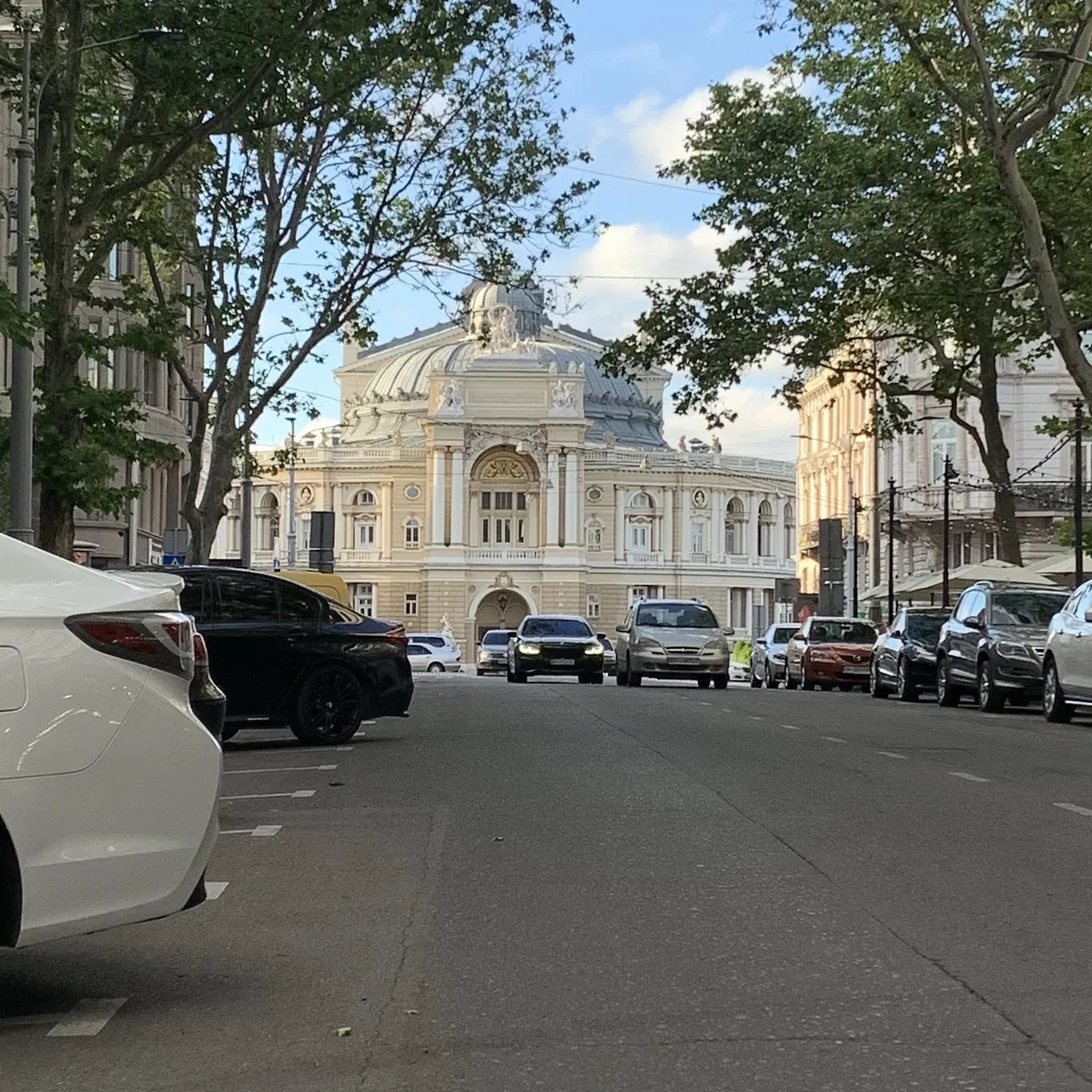 Студія, Приморський: авторський ремонт, опалення і вода без світла