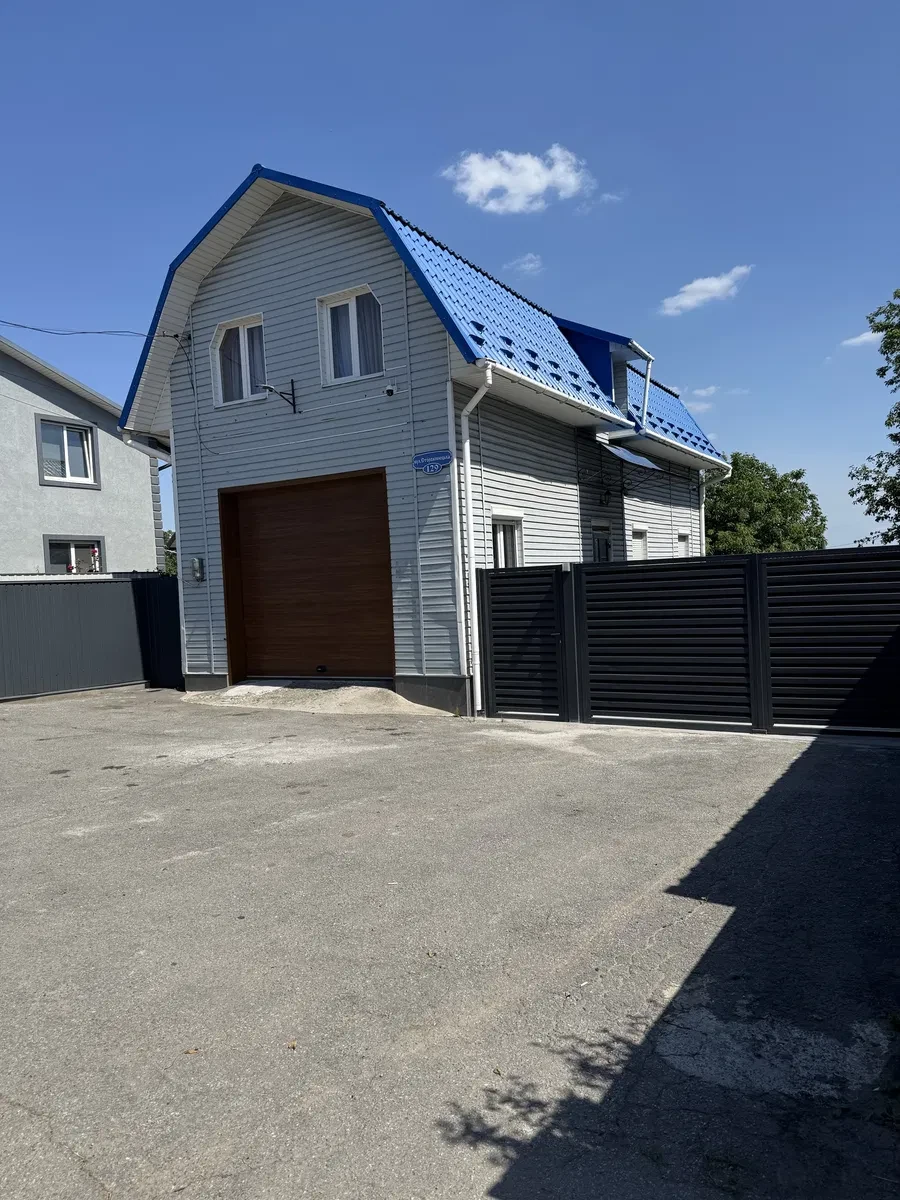 Будинок, Чернівці: склад 95 м², під СТО, 10 соток - фото 1