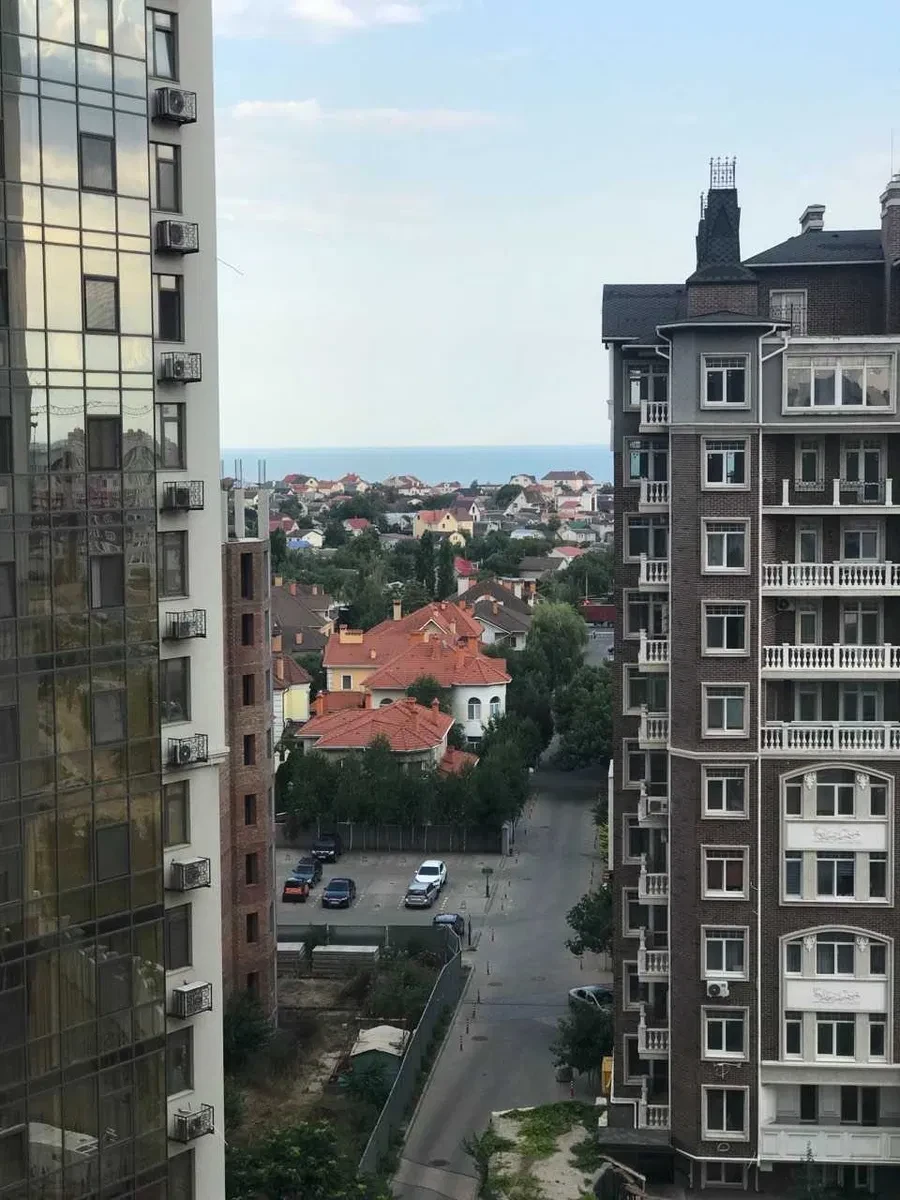 Студія, Пересипський: авторський ремонт, резервне живлення