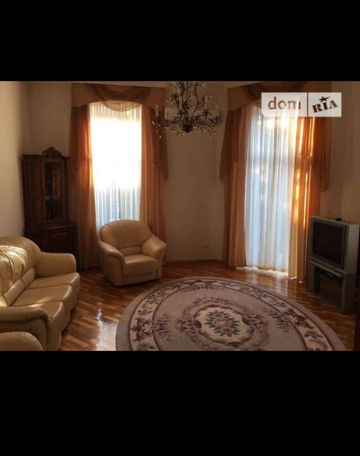 4-кімнатна квартира, Центр: закріплене паркомісце - фото 1
