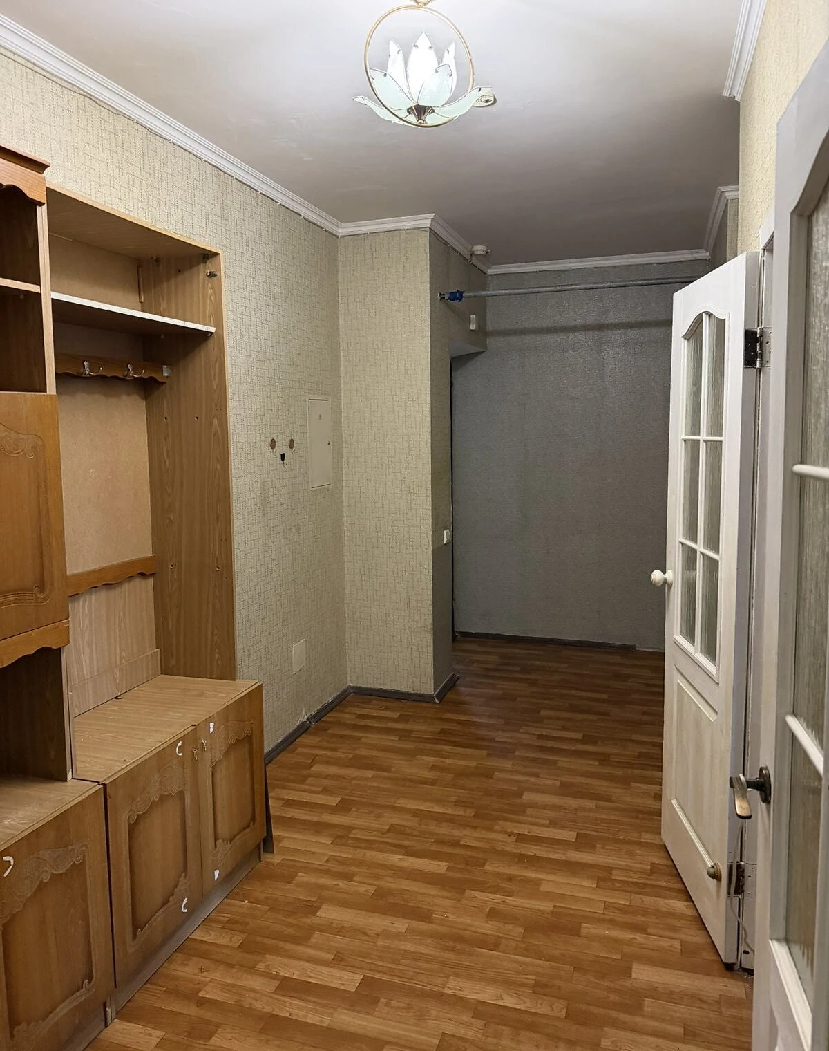 1-кімнатна квартира, Позняки: ліфт і опалення без світла - фото 1