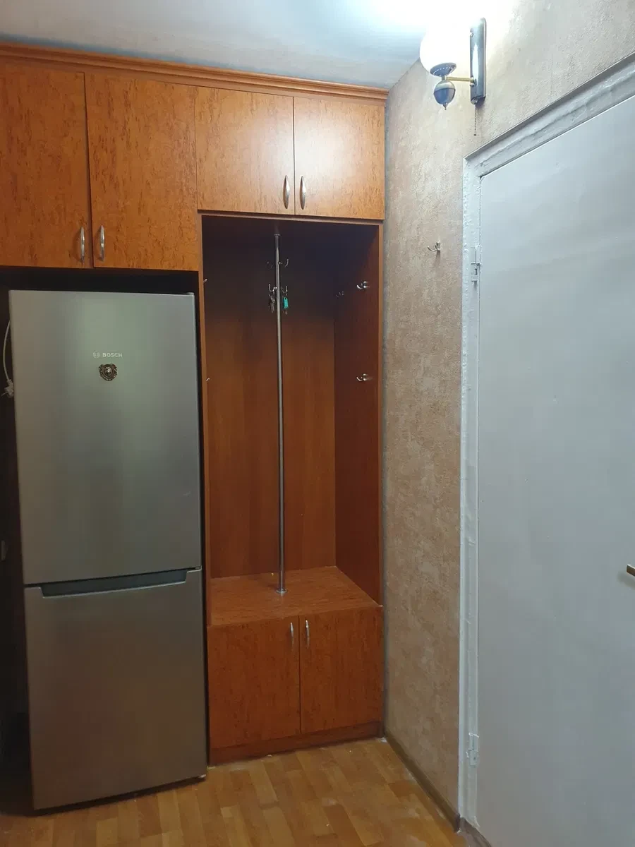 1-кімнатна квартира, Комунарський: чиста, з косметичним ремонтом, фото 3