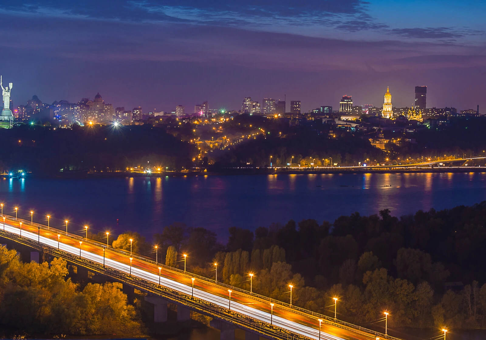 3-кімнатна квартира, Березняки: кухня-студія, джакузі - фото 1