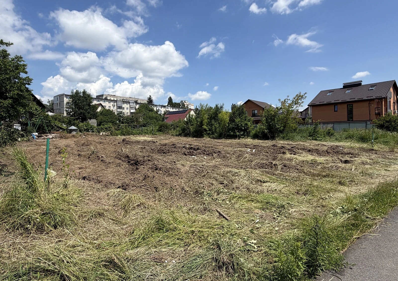 Ділянка 5.6 соток, Вишенька: під житлову забудову, під гараж - фото 1