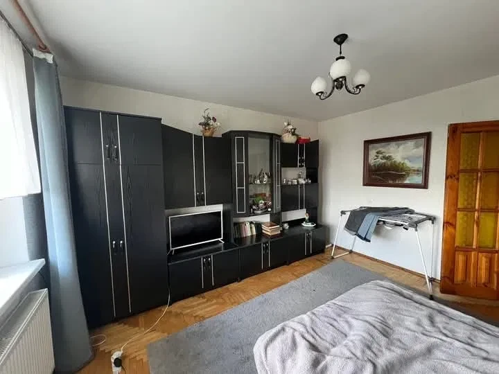 3-кімнатна квартира, Мукачево: євроремонт, засклені балкони - фото 2