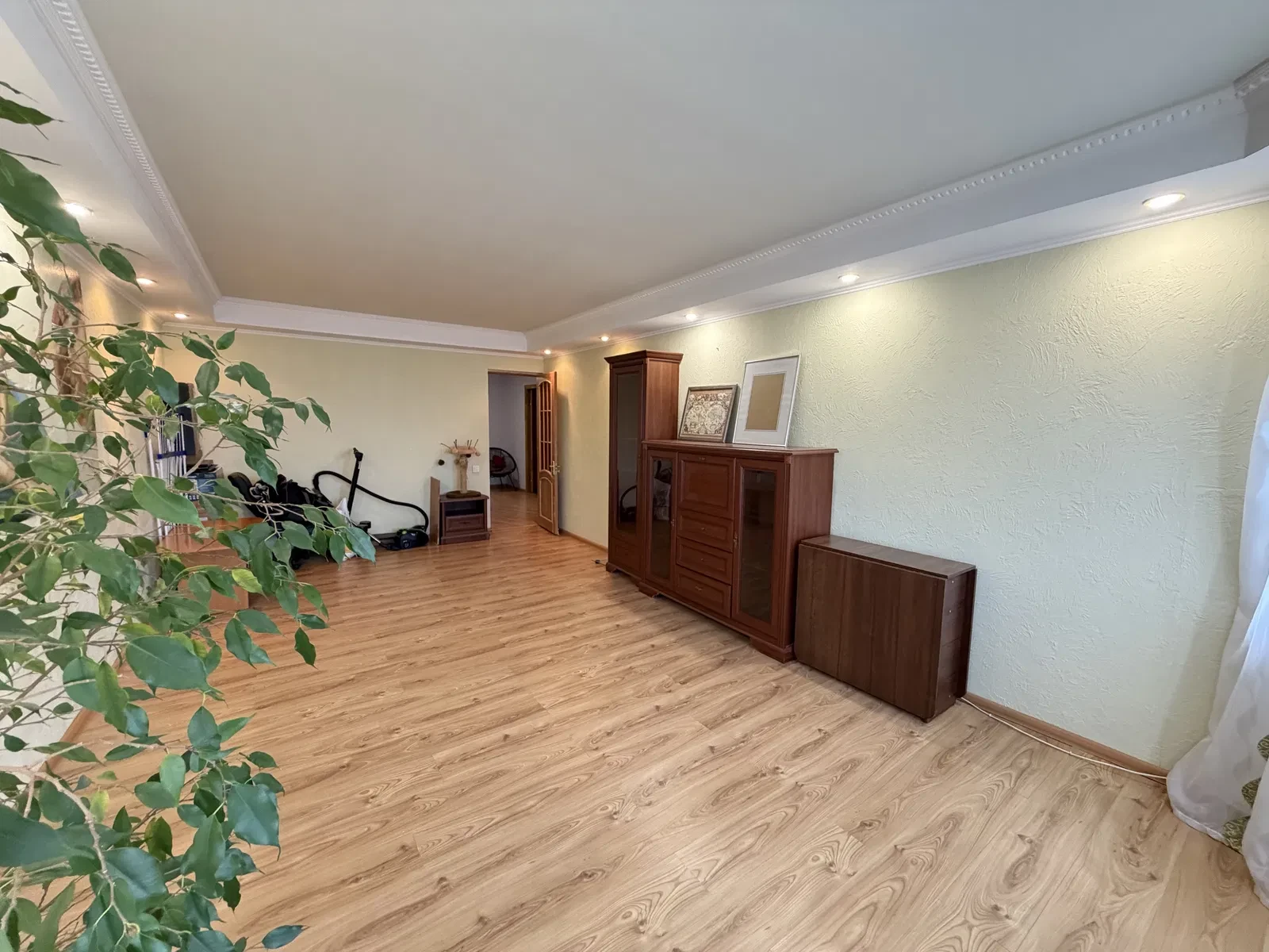 2-кімнатна квартира у ЖК Бастма: вид на море, 20 хв до моря - фото 2