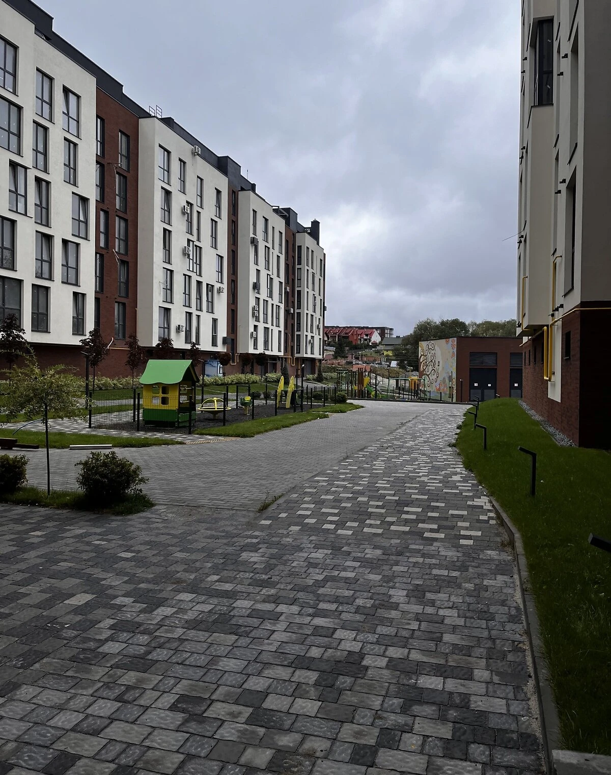 2-кімнатна квартира, Зубра: кухня-студія, новобудова, фото 5