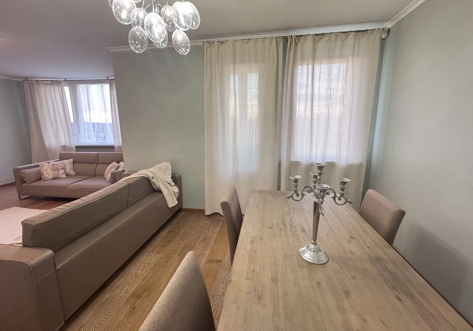 4-кімнатна квартира, Голосіївський: дизайнерський ремонт, паркомісце - фото 1