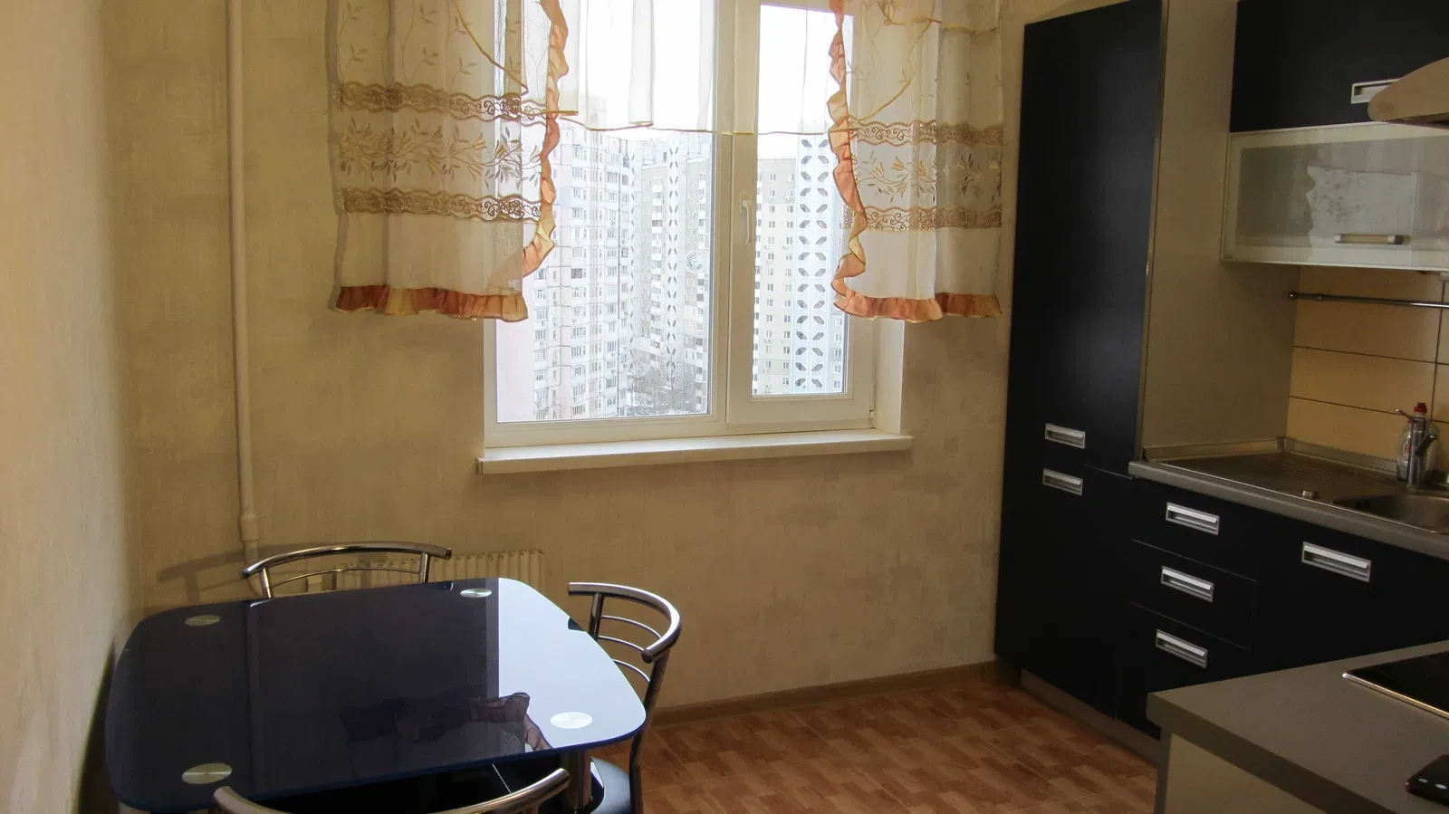 2-кімнатна квартира, Дарницький: бомбосховище, генератор, метро 10 хв - фото 3