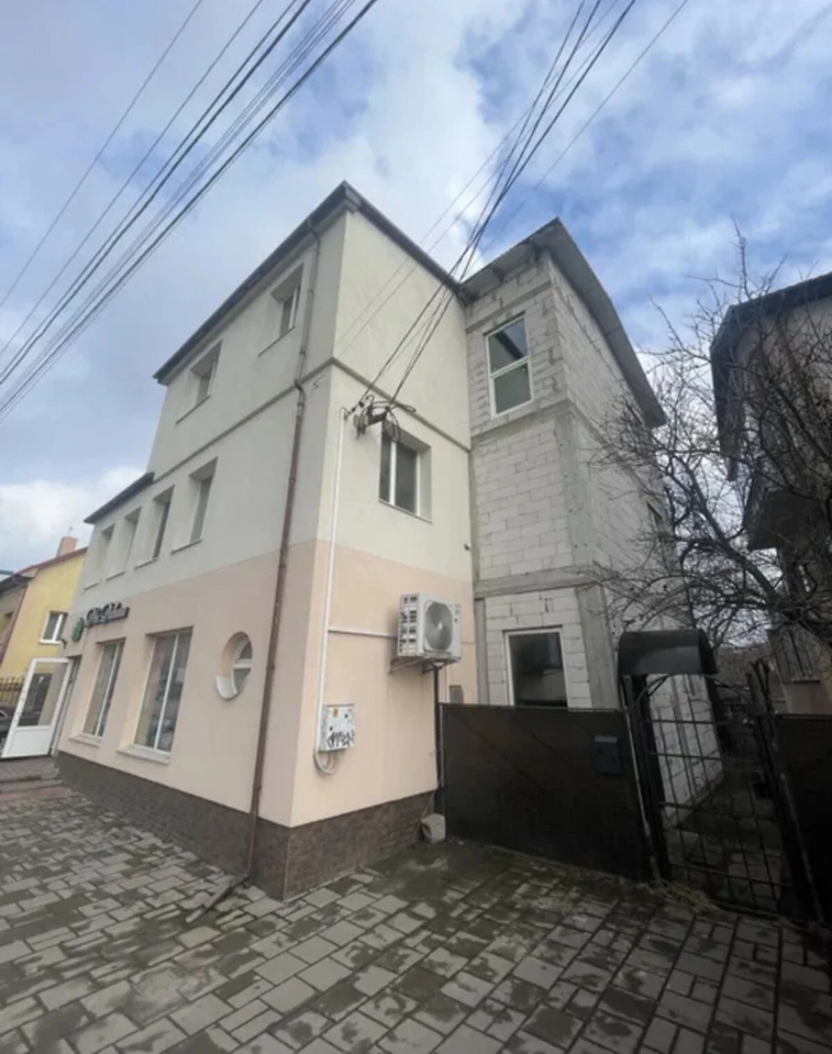 Частина будинку, вул. Княгині Ольги: будівельна обробка, без меблів - фото 1