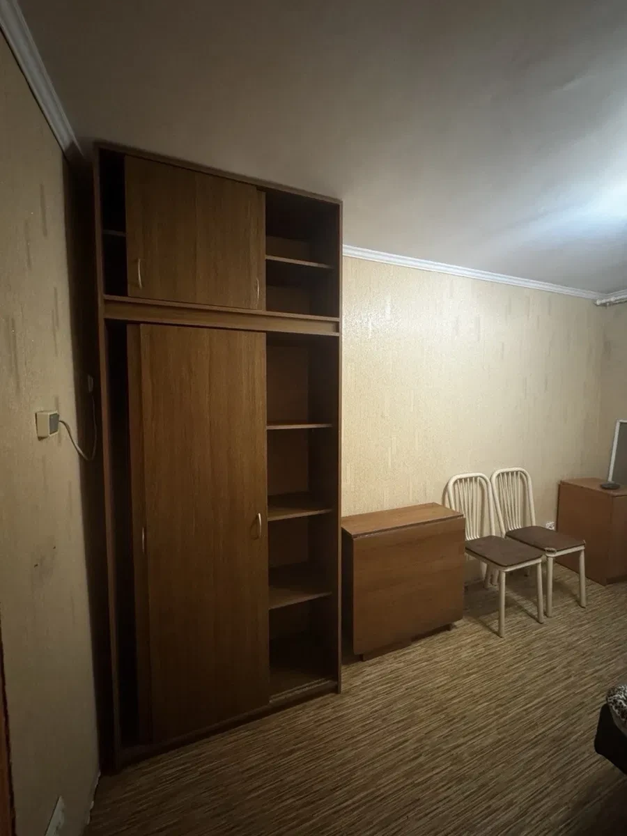 2-кімнатна квартира, Приморський: меблі та техніка, паркувальне місце, фото 3