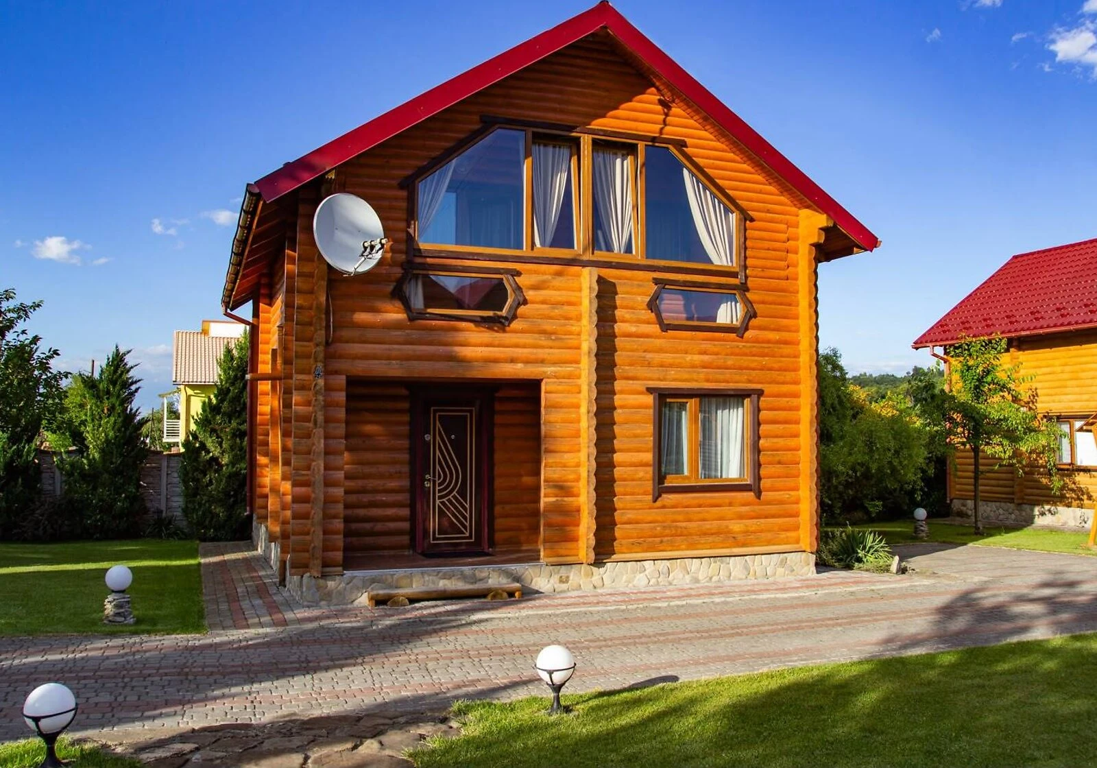 Будинок, Мигове: бесідка, баня і басейн - фото 1