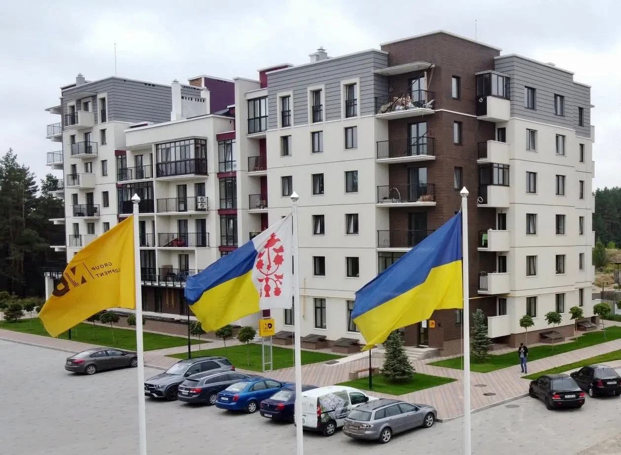 Офіс, Обухів: фасадний вхід, студія медіаконтенту, укриття, фото 1