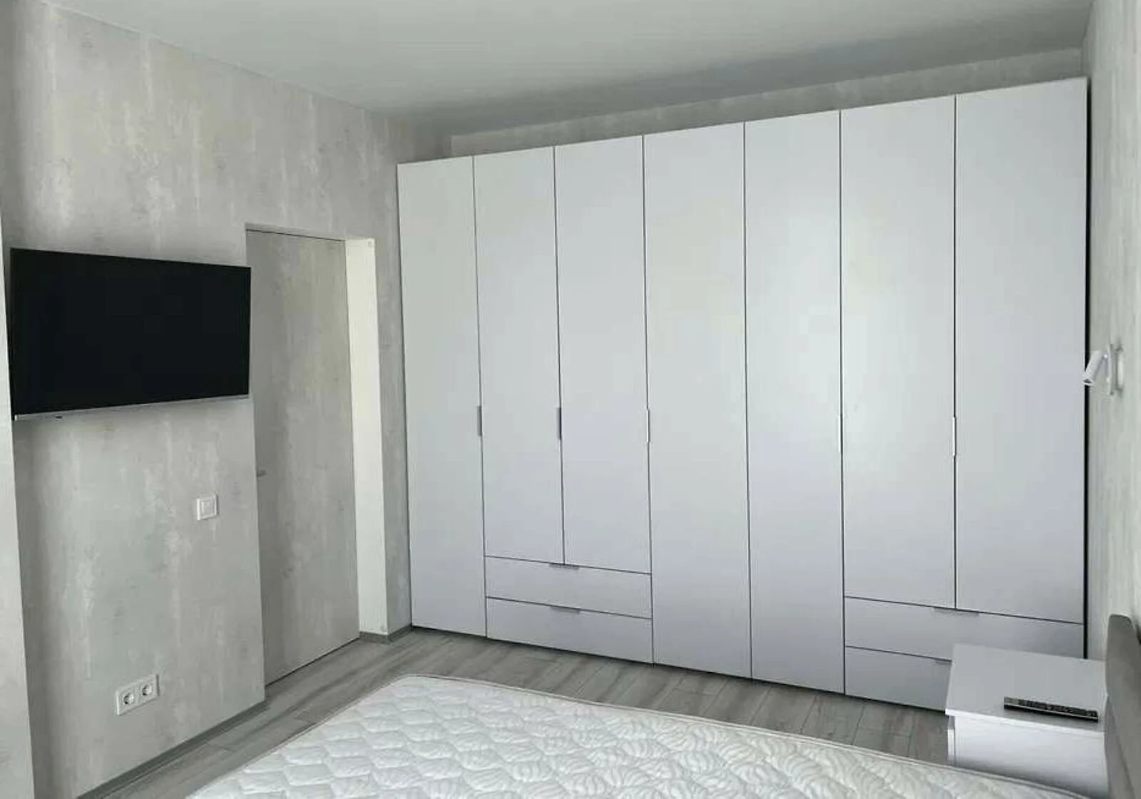 1-комнатная квартира, Виноградарь: кухня-студия, лифт и отопление без света, фото 3