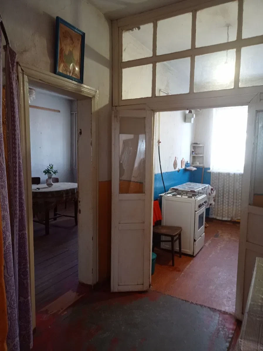 3-кімнатна квартира, Кролевець: без ремонту, газове опалення, фото 3
